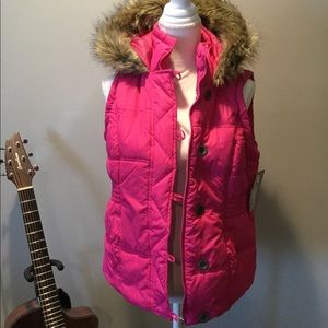 Girls XL Vest with faux fur hood
